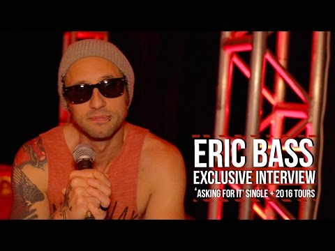 Shinedown's Eric Bass Talks 'Asking For It' Single + 2016 Tours