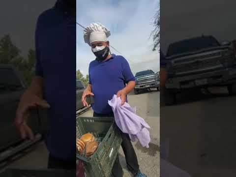 AQUI CON MI AMIGO EL            👨‍🍳 PANADERO 👨‍🍳 VENDIENDOME EL PAN 🍞 MAS RICO😋😋😋 DE ZARAGOZA COAH🤣🤣