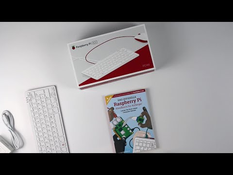 Raspberry Pi 400 ausgepackt und zum ersten Mal gestartet