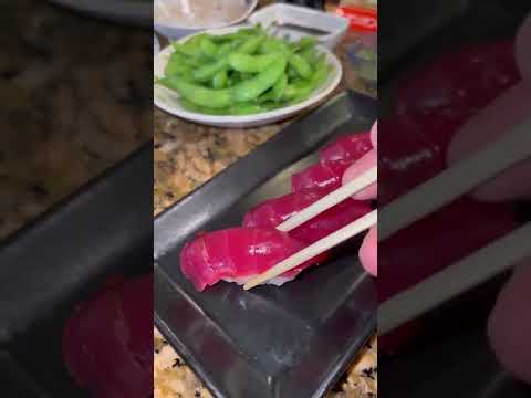 Dieses Retro-Diner serviert das beste Sushi in Las Vegas! Tokyo Boys