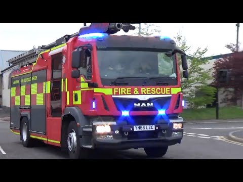 Blackburn Stinger And Pump Turnout - Lancashire Fire And Rescue Service