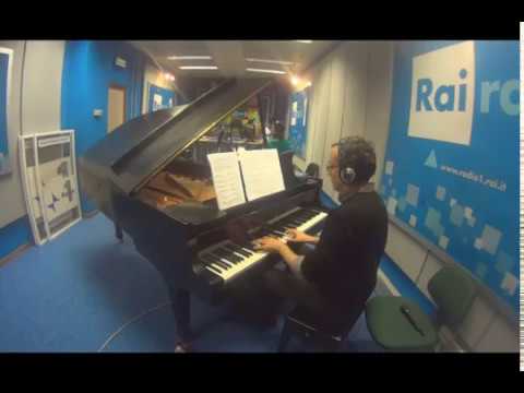 Giovanni Guaccero & Choro de Rua - COMO UMA FLOR