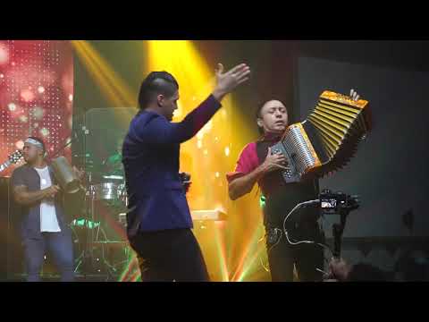 La Inconforme - Elder Dayán y Franco Arguelles