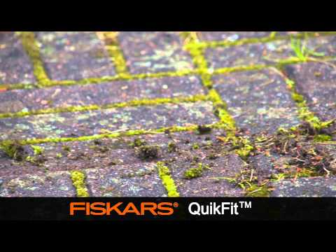 Fiskars QuikFit Paving Brush 1