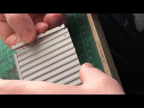 Italeri 20ft Shipping Container ‘Review and How To’
