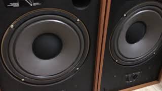 Video thumbnail for Tannoy devon by Bella