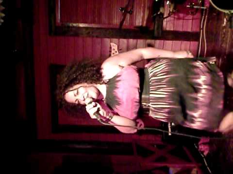 JOEL DOEKA  Milão base da swingueira PUERTO ALEGRE COM  ANA FLORA