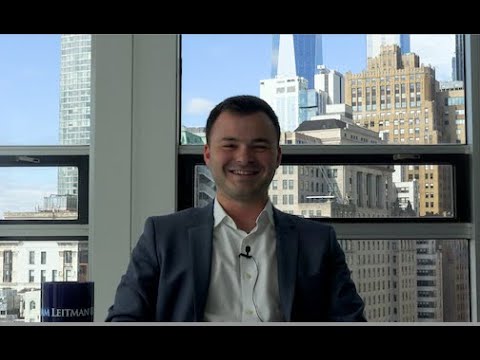 “Based on the firm’s prestige and everybody here, I would 100% recommend the Summer Associate position” – Vincenzo, Summer Associate testimonial video thumbnail