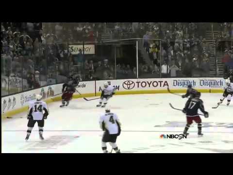 Top Plays of the Year: Dubinsky ties the game off Fleury's misplay