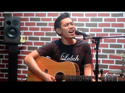 download lagu mp3 mp4 Gerimis Mengundang Khai Bahar Mp3, download lagu Gerimis Mengundang Khai Bahar Mp3 gratis, unduh video klip Gerimis Mengundang Khai Bahar Mp3