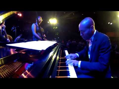 Cécile McLorin Salvant - "I didn't know what time it was" from Dizzy's Club Coca Cola