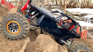 BLACK WiDOW SNATCH BLOCK ACTiON - RED NECK 4x4 TACKLES the BACKYARD TRAiL PARK | RC ADVENTURES