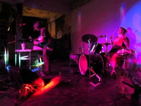 Caleb Fraid Takes Requests (poopylungstuffing on drums) 7-16-15