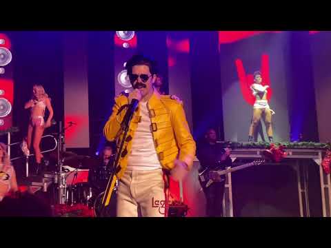 Legends in Concert Fernando Castro as Freddie Mercury
