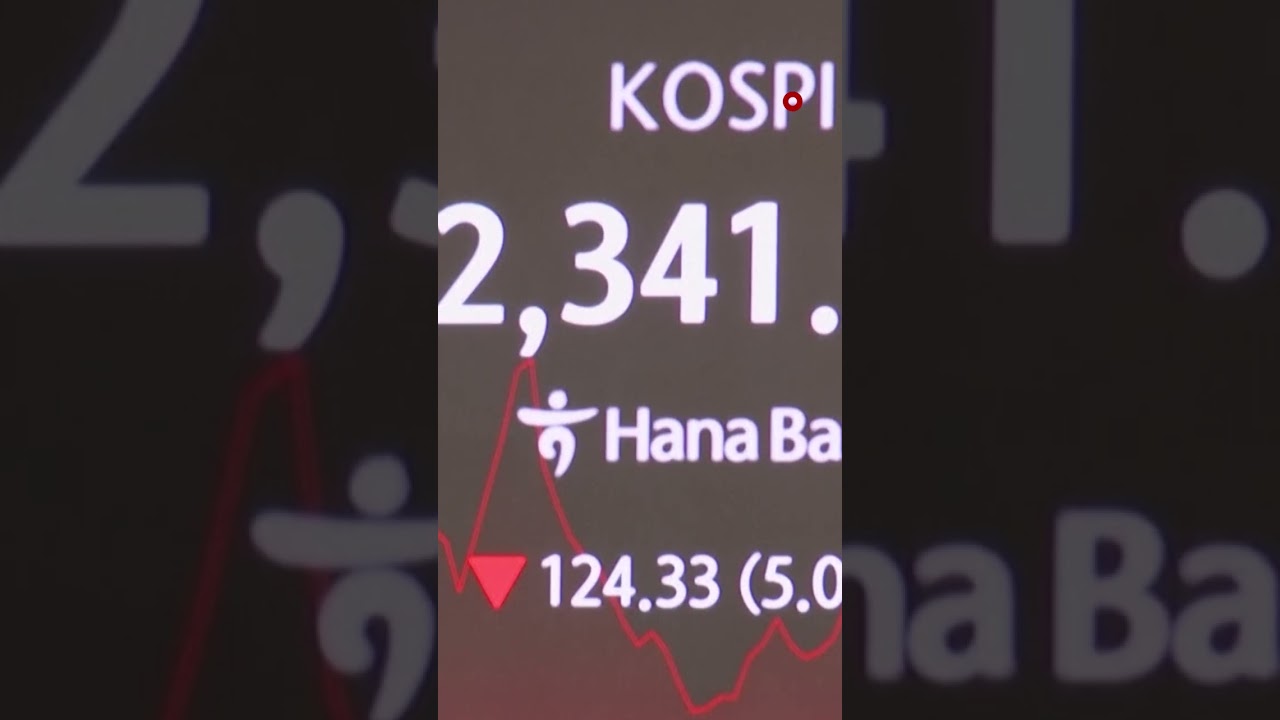 فيديو | سعر الذهب في المعاملات الفورية يتخطى 4900 دولار للأوقية لأول مرة في التاريخ