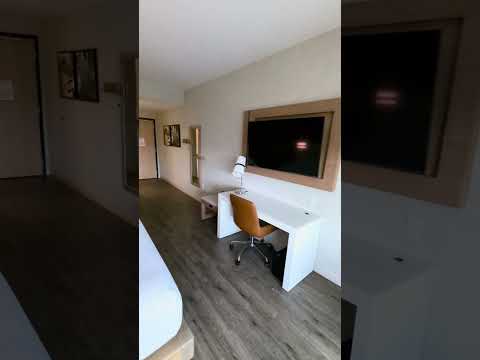 Cambria Hotel Austin Texas Room Review