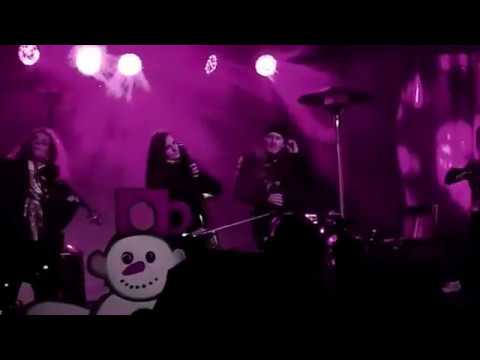 Pepa Vojtek + INFLAGRANTI