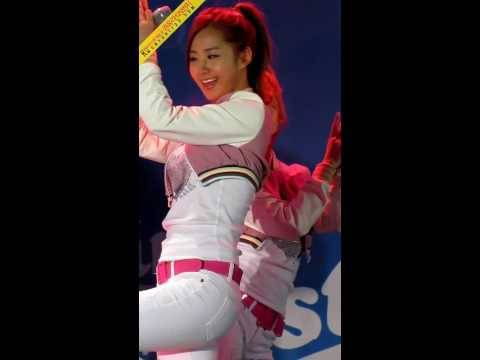 [Fancam] 100206 Yuri SNSD - Show!Show!Show!@Oak Valley 09/10 Winter Festival