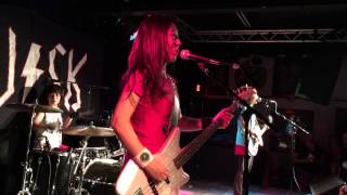 Shonen Knife -- Buttercup (I&#39;m a Super Girl) (06/23/2015)