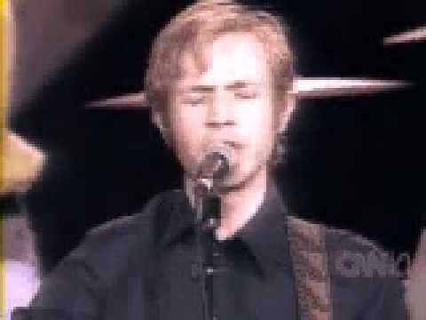 Beck - Peach Picking Time Down In Georgia (Farm Aid 97) w Willie Nelson