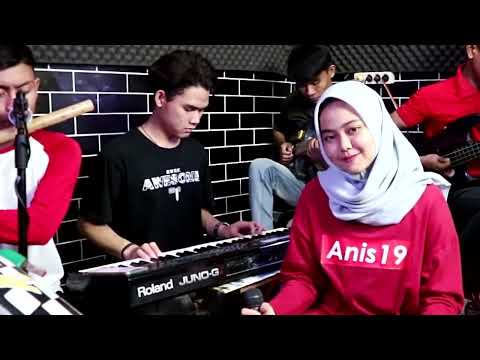LINTANG RAINA YATI LARASATI FEAT SONJAYA  LATIAN MUSIK TENGDUNGYU AAN ANISA FEAT DANSUL