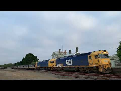 G522 & G525 On 9156 Broad Gauge Grain Train At Meredith (3/1/2022)