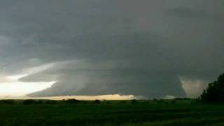 preview picture of video 'Central Alberta Tornadic Supercell - July 7, 2011 - time lapse - pt 2 of 2 - wall cloud details'