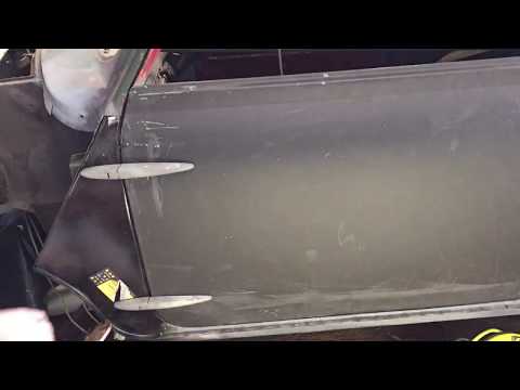 1964 Mk1 Mini Restoration S2 Ep106 - Passenger Door