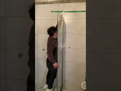 Lắp đặt phòng tắm góc 135 độ mở quay full viền inox