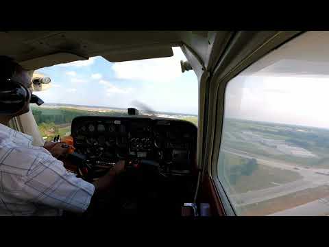 Cessna 172 crosswind landing.