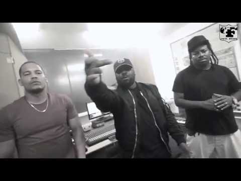 PETI FREE  - ASOZIALE GENTLEMEN (PROD. BY nexxbeatz) "studio performance"