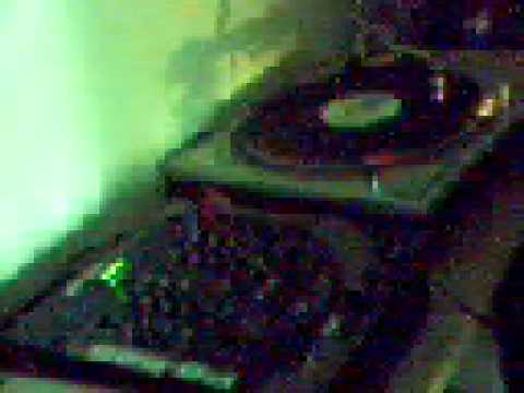 DJ ChrisMAC on the turntables