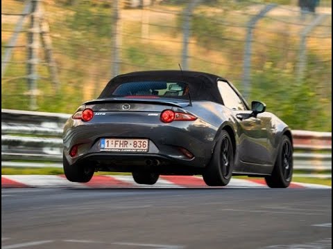 MX5 nd 1.5L vs 2 porches GT3RS! good vibes!