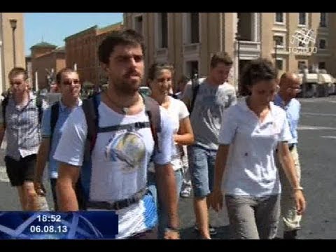 "Ora et cammina". Il pellegrinaggio dei giovani bresciani, a piedi fino a Roma