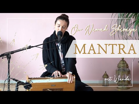 Om Namah Shivaya Mantra, Wanda Badwal with Harmonium