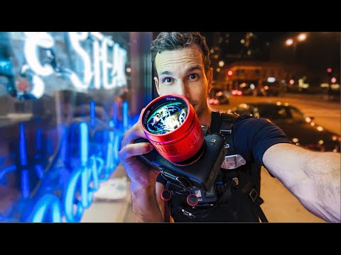 BOKEHLICIOUS 50mm F/0.95 Night Street Photography