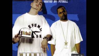 Chamillionaire, Feind, &amp; Play-N-Skillz - I&#39;m A Baller