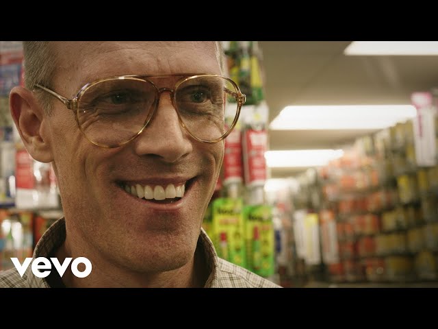 By A Monster's Hand von Volbeat ((jetzt ansehen))