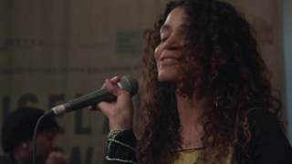 Digable Planets - Jettin&#39; (Live on KEXP)