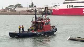 preview picture of video 'National response team training, Devonport.'