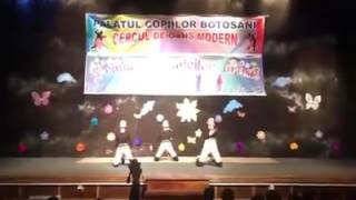 Shake it up -Stefanica Strachinariu,Ioana Dascalescu,Alexia Tugui