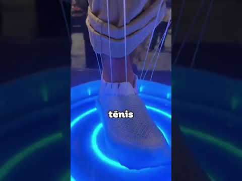 A Máquina Que Imprime Tênis na Hora! 👟 (@mohe.too via IG) #shorts