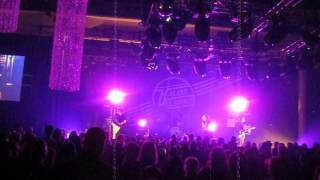 Haloo Helsinki : Pulp fiction + Teräslinnut + Rakkaus, Live at SuperPark Areena in Oulu, Finland