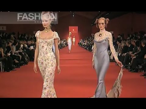 GIVENCHY SS 1997 Paris 5 of 5 pret a porter woman by Fashion Channel