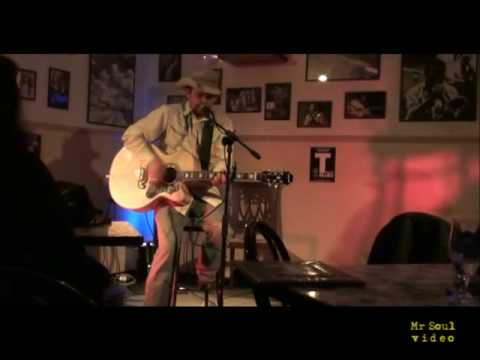 I See You Down The Road - Rodney Hayden - Live Acoustic Solo at Tabacchi Blues