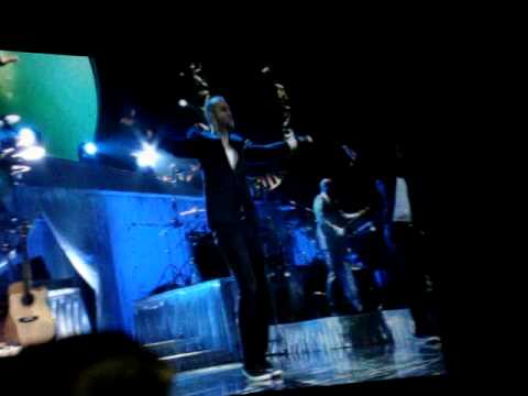 Whitney Houston - Million Dollar Bill Live (Nothing But Love Tour - O2 Arena, London 2010)