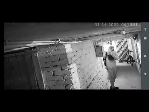 Włamania do piwnic i kradzieże! Rozpoznajesz tych mężczyzn ?