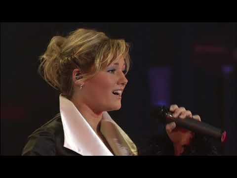 Helene Fischer sings songs in Russian