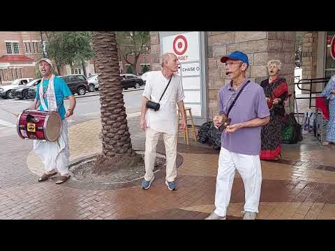 Guru Vagmi Prabhu Chants Hare Krishna Across from University of Florida in Gainesville