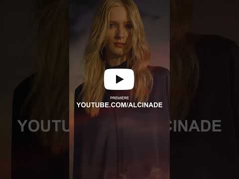 Teaser Look GOLDEN FRINGE | ALCINA GOLDEN VEIL | Kollektion 25/26 by Robert Mrosek